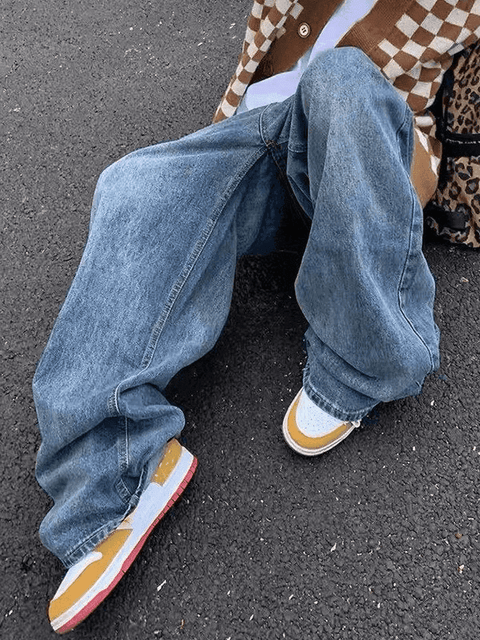 Belted Blue Wash Boyfriend Jeans - HouseofHalley