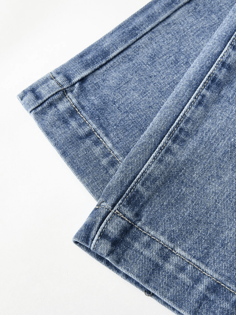 Pocket Design Blue Wash Boyfriend Jeans - HouseofHalley